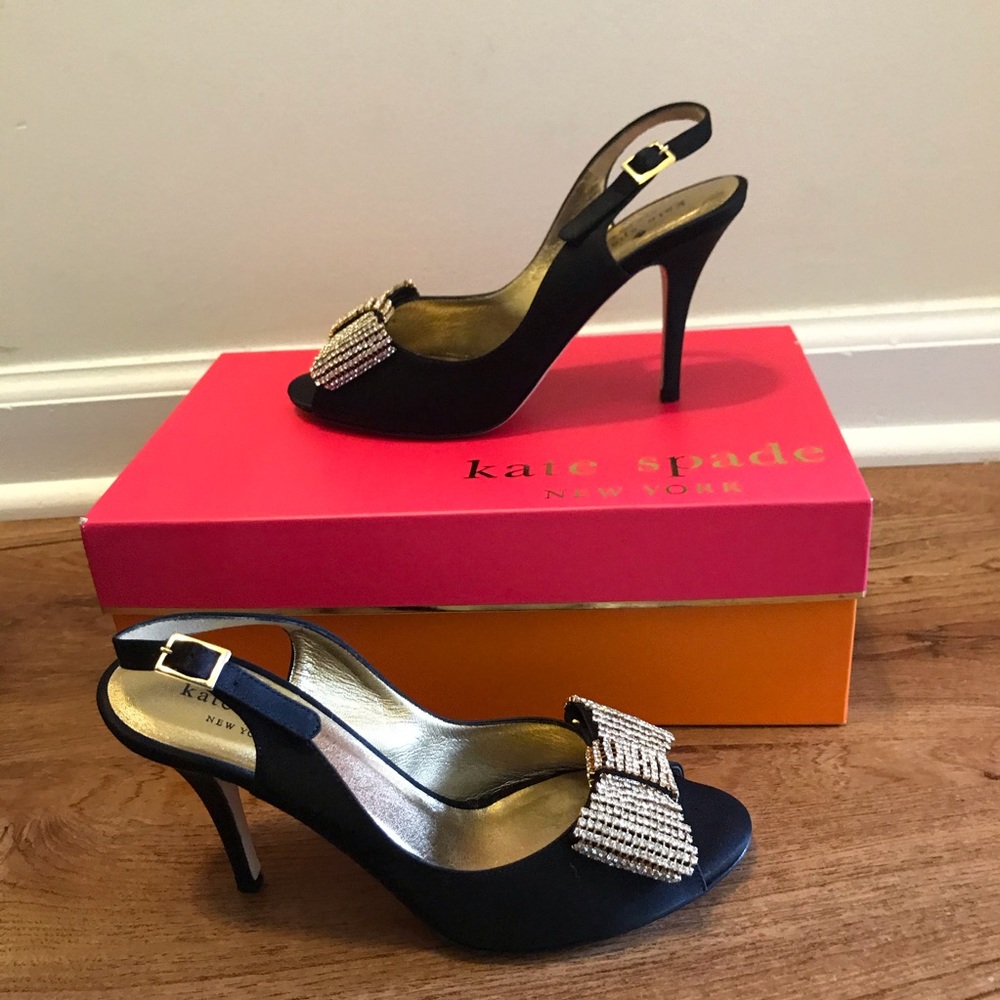 Gold Rhinestone Bow Heels 💫